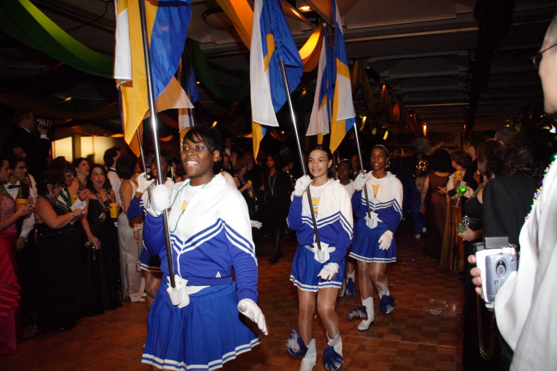 2007/01(January)/Coronation-Ball/800x600_2007-01-13-Coronation-ball-112-parade.JPG