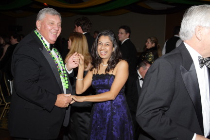 2007-01-13-Coronation-ball-23-Randy-Kavita.JPG