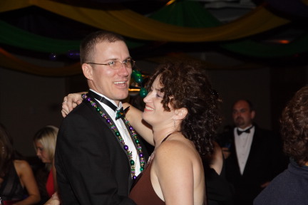 2007-01-13-Coronation-ball-28-Travis-Suzi.JPG