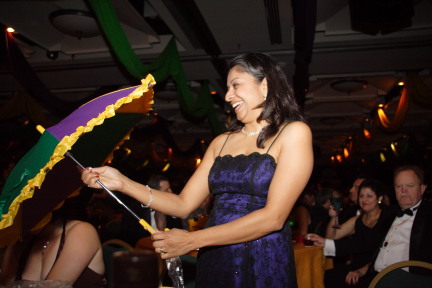2007-01-13-Coronation-ball-68-Kavita-umbrella.JPG