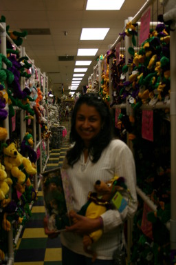 2006-01-13-Bead-shopping-3-Kavita.JPG