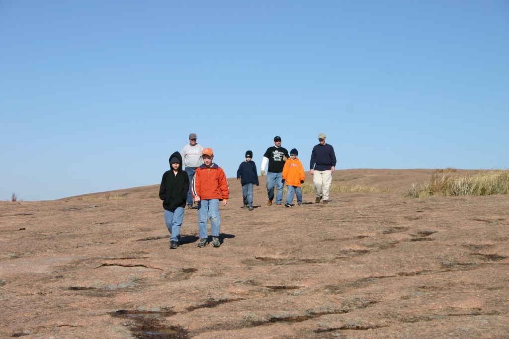 2007/01(January)/CubScout-Enchanted-Rock-camping/1024x768_2007-01-07-CubScout-Enchanted-Rock-camping-16.JPG