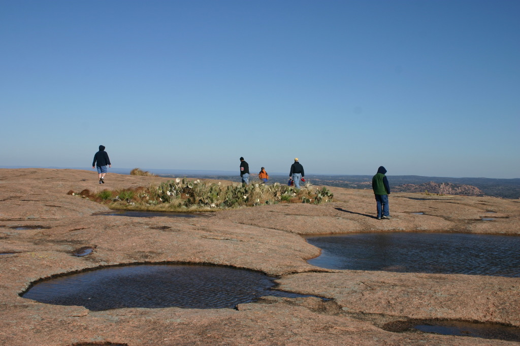 2007/01(January)/CubScout-Enchanted-Rock-camping/1024x768_2007-01-07-CubScout-Enchanted-Rock-camping-17.JPG
