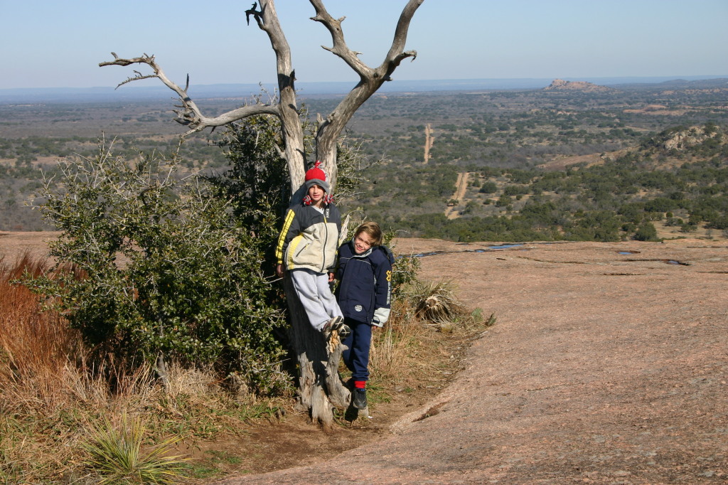 2007/01(January)/CubScout-Enchanted-Rock-camping/1024x768_2007-01-07-CubScout-Enchanted-Rock-camping-29-Chance-Jack.JPG