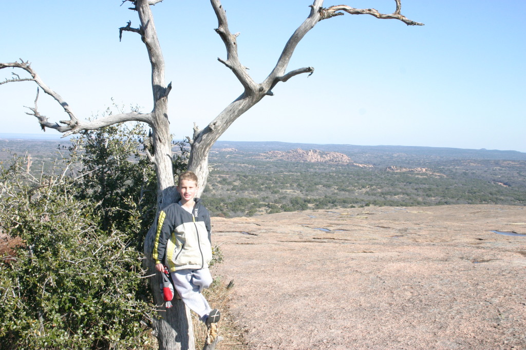 2007/01(January)/CubScout-Enchanted-Rock-camping/1024x768_2007-01-07-CubScout-Enchanted-Rock-camping-40-Chance.JPG