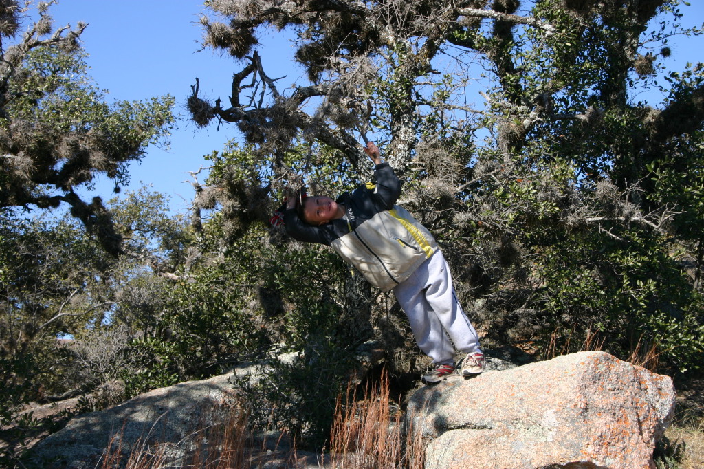 2007/01(January)/CubScout-Enchanted-Rock-camping/1024x768_2007-01-07-CubScout-Enchanted-Rock-camping-48-Chance.JPG