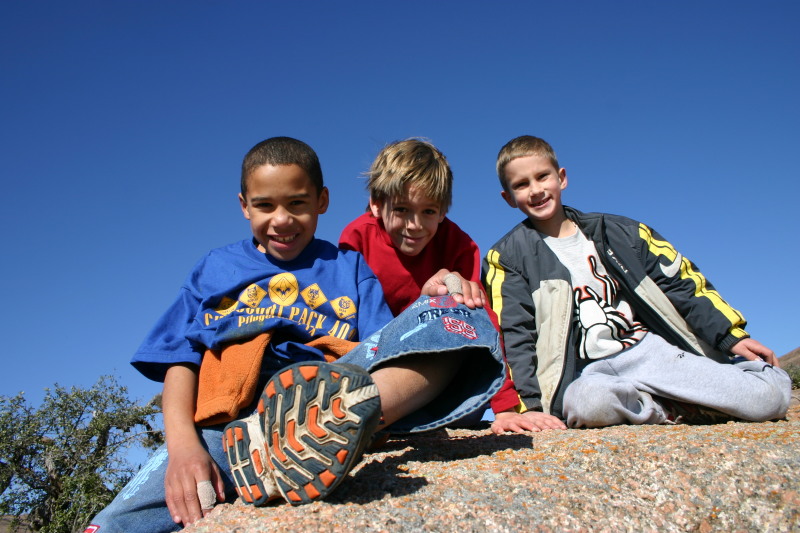 2007/01(January)/CubScout-Enchanted-Rock-camping/800x600_2007-01-07-CubScout-Enchanted-Rock-camping-13-Jack-Chance.JPG