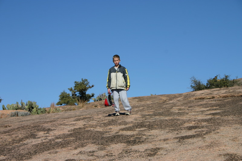 2007/01(January)/CubScout-Enchanted-Rock-camping/800x600_2007-01-07-CubScout-Enchanted-Rock-camping-44-Chance.JPG