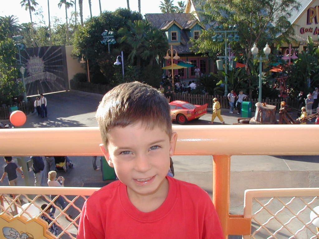 2007-01-03-Disneyland-124-Dax.JPG