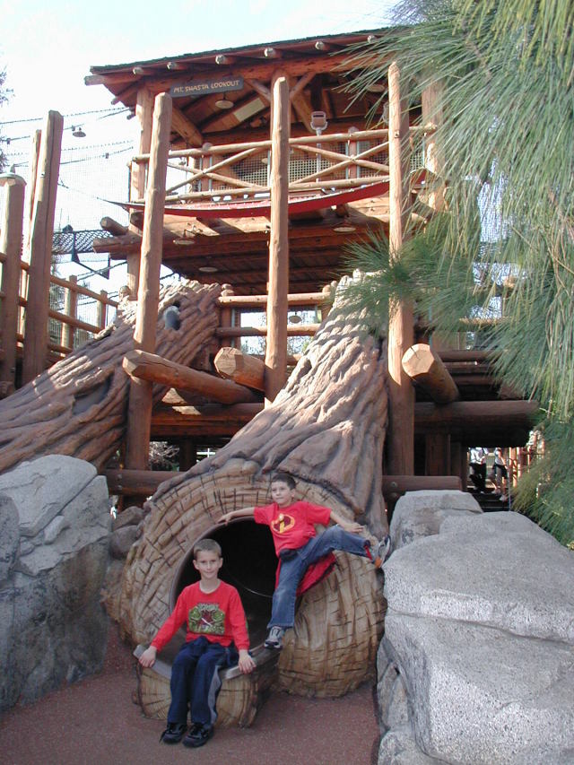 2007-01-03-Disneyland-102-Chance-Dax.JPG
