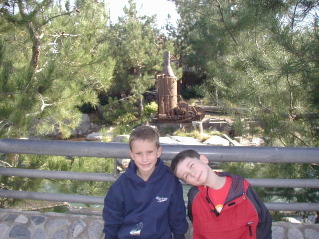 2007-01-03-Disneyland-103-Chance-Dax.JPG