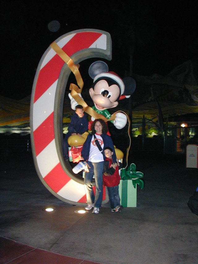 2007-01-03-Disneyland-149-Suzi-Dax-Chance.JPG
