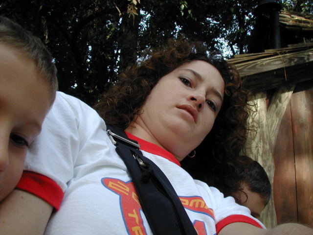 2007/01(January)/DisneyLand/640x480_2007-01-03-Disneyland-53-Suzi.JPG