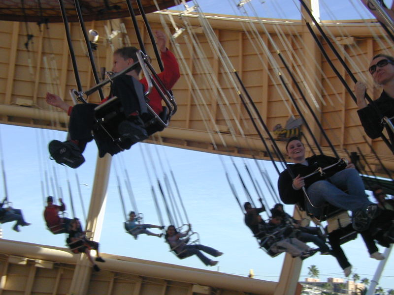 2007/01(January)/DisneyLand/800x600_2007-01-03-Disneyland-123-Chance.JPG