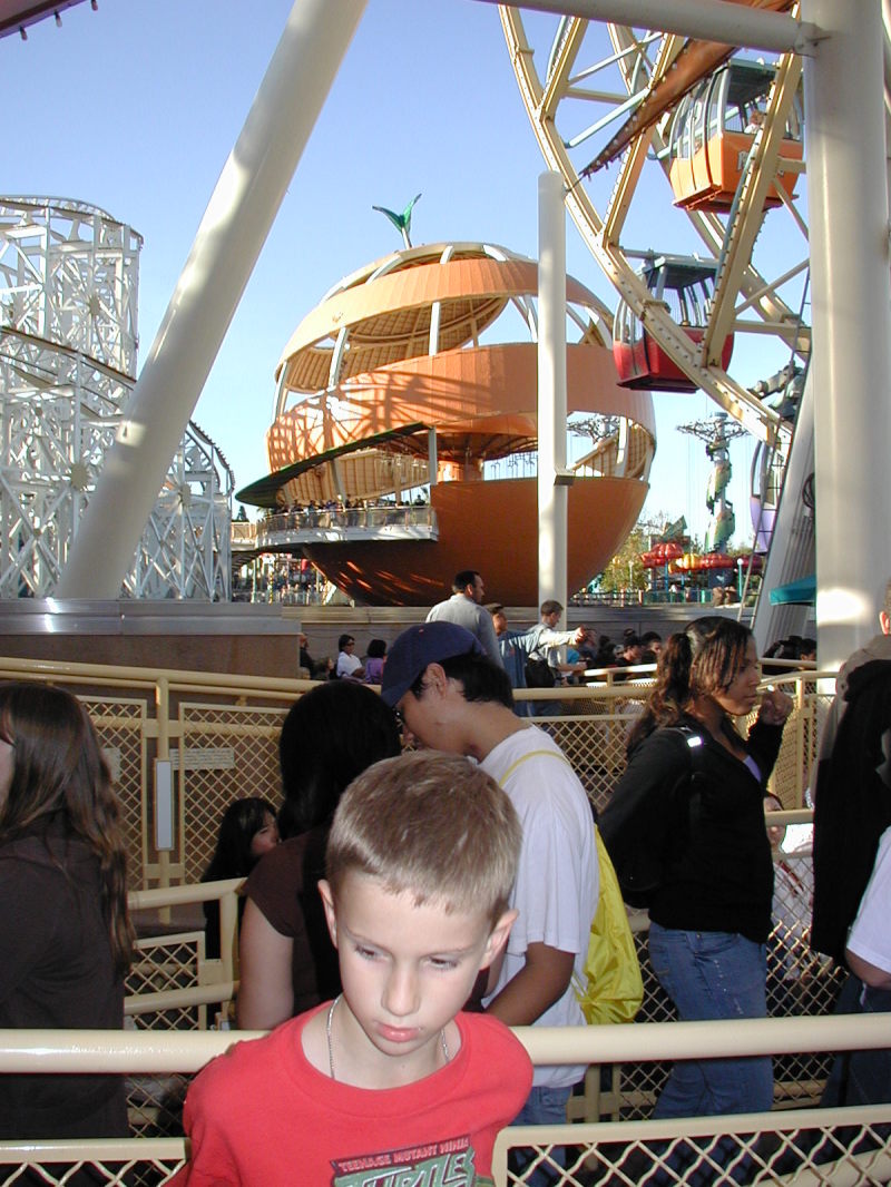 2007/01(January)/DisneyLand/800x600_2007-01-03-Disneyland-130-Chance.JPG