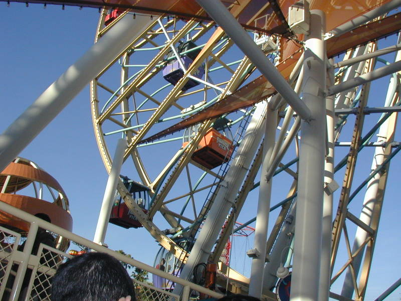 2007/01(January)/DisneyLand/800x600_2007-01-03-Disneyland-132.JPG