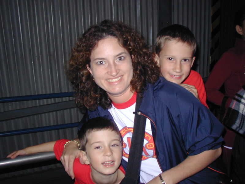 2007-01-03-Disneyland-144-Dax-Suzi-Chance-good.JPG