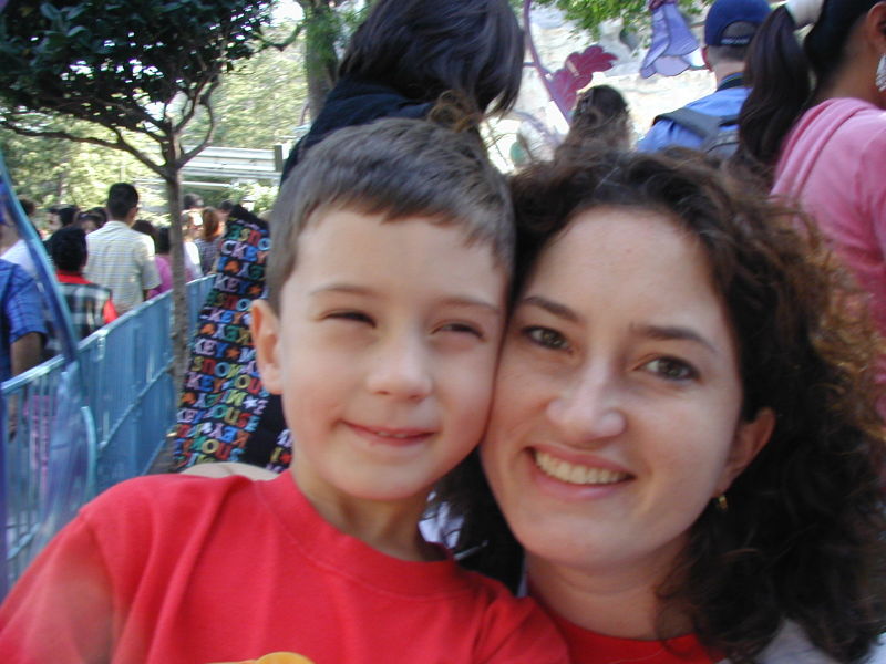2007/01(January)/DisneyLand/800x600_2007-01-03-Disneyland-79-Dax-Suzi.JPG