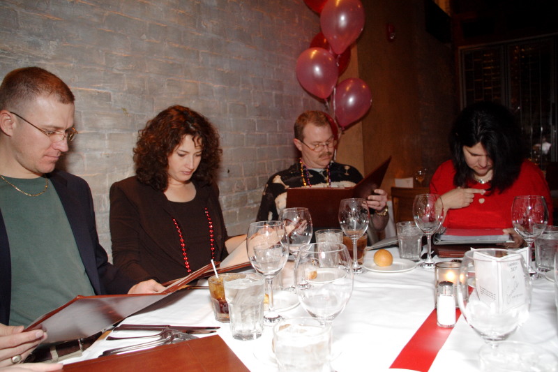 2007/02(February)/02_14_New_Orleans_Emeril's/800x600_2007-02-14-Emerils-01-Travis-Suzi-Doug-Kiffin.JPG