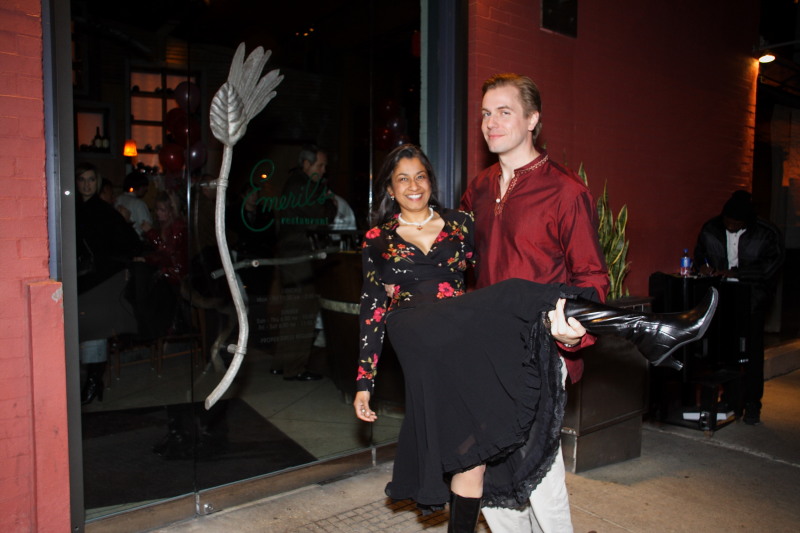 2007/02(February)/02_14_New_Orleans_Emeril's/800x600_2007-02-14-Emerils-02-Kavita-Ben.JPG