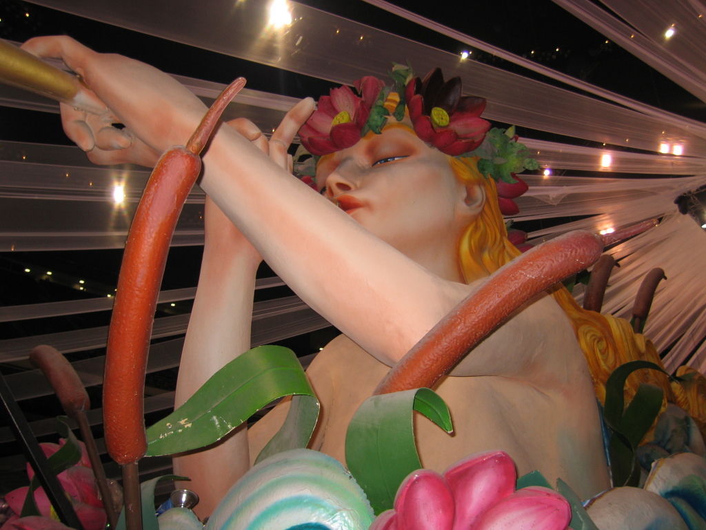 2007/02(February)/02_15_1_Loading_the_Float/1024x768_2007-02-15-Loading-beads-on-float-23.jpg
