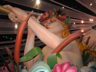 2007-02-15-Loading-beads-on-float-23.jpg