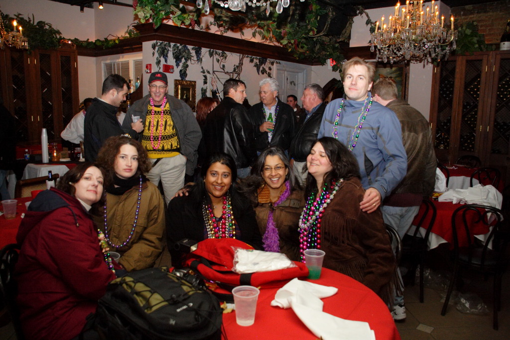 2007-02-15-New-Orleans-Balcony-14-Marci-Suzi-Neeta-Kavita-Kiffin-Ben.JPG