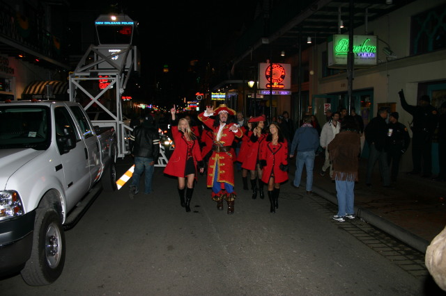 2007/02(February)/02_15_4_Mardi_Gras_Balcony/640x480_2007-02-15-New-Orleans-Balcony-30-Captain-Morgan-crew.JPG