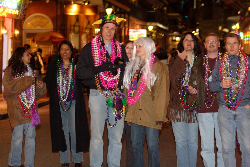 2007-02-15-New-Orleans-Balcony-11-Kavita-Neeta-Travis-Marci-Suzi-Kiffin-Doug-Ben.JPG