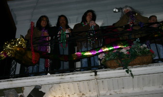 2007-02-15-New-Orleans-Balcony-32-Kavita-Neeta-Kiffin-Suzi-Doug.jpg