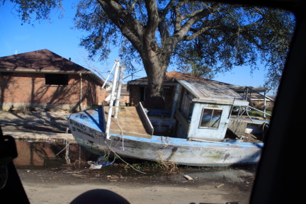 2007-02-16-New-Orleans-18months-after-Katrina-06-boat-in-street.JPG