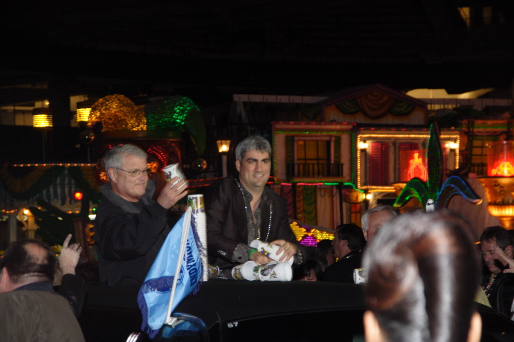 2007/02(February)/02_16_2_Beans_and_Jeans/1024x768_2007-02-16-New-Orleans-Beans-n-Jeans-001-Taylor-Hicks.JPG