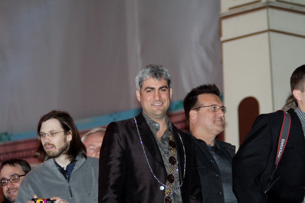 2007/02(February)/02_16_2_Beans_and_Jeans/1024x768_2007-02-16-New-Orleans-Beans-n-Jeans-017-Taylor-Hicks.JPG