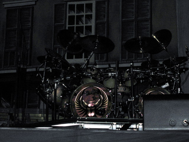 2007-02-16-New-Orleans-Beans-n-Jeans-123-Jouney-drums.jpg