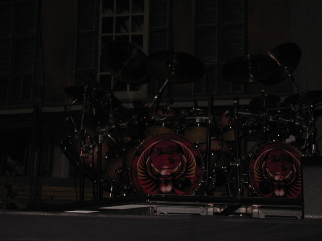 2007-02-16-New-Orleans-Beans-n-Jeans-124-Journey-drums.jpg