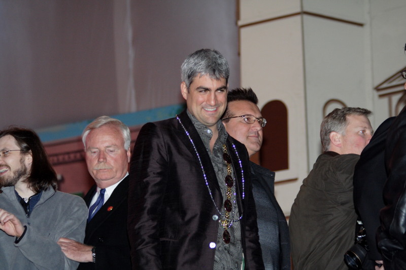 2007/02(February)/02_16_2_Beans_and_Jeans/800x600_2007-02-16-New-Orleans-Beans-n-Jeans-018-Taylor-Hicks.JPG