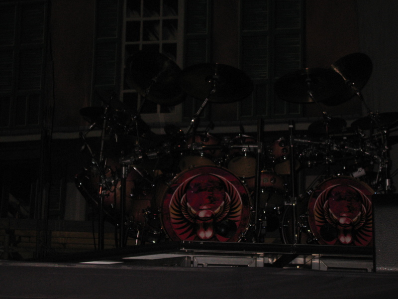 2007-02-16-New-Orleans-Beans-n-Jeans-124-Journey-drums.jpg