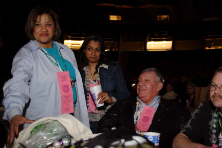 2007-02-16-New-Orleans-Beans-n-Jeans-050-Sybil-Kavita-Randy-Doug.JPG