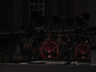 2007-02-16-New-Orleans-Beans-n-Jeans-124-Journey-drums.jpg