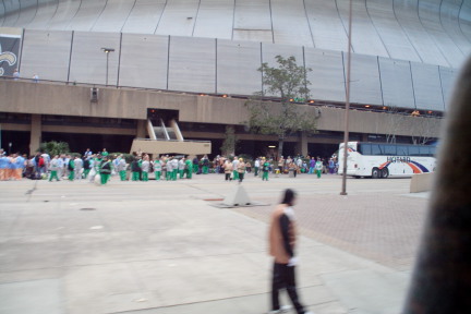 2007-02-17-Pre-Parade-bus-ride-4.JPG