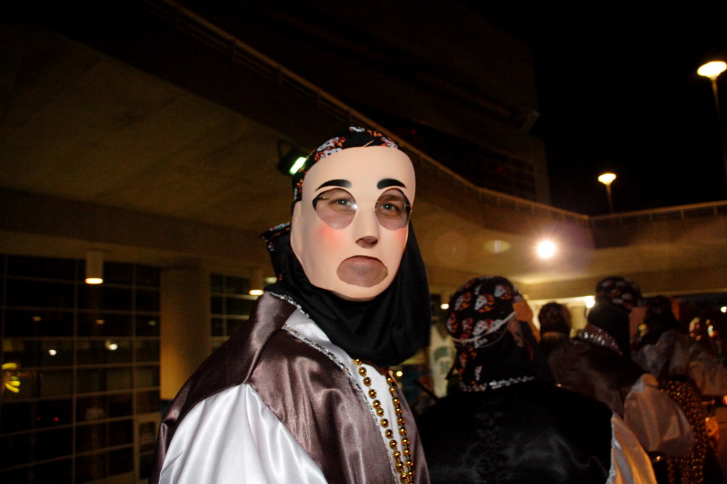 2007/02(February)/02_17_4_Endymion_Parade/1024x768_2007-02-17-Endymion-Parade-072-superdome-Travis.JPG