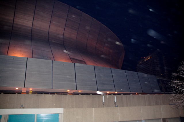 2007-02-17-Endymion-Parade-071-superdome.JPG