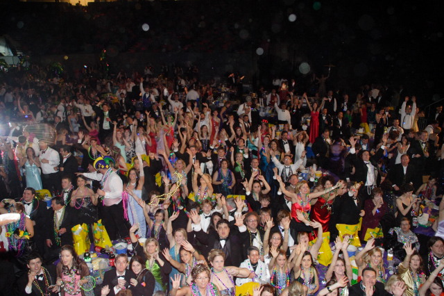 2007/02(February)/02_17_4_Endymion_Parade/640x480_2007-02-17-Endymion-Parade-082-superdome.JPG