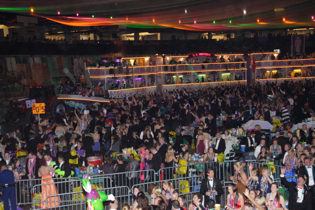 2007-02-17-Endymion-Parade-102-superdome-BOSS-sign.JPG