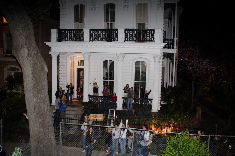 2007/02(February)/02_17_4_Endymion_Parade/800x600_2007-02-17-Endymion-Parade-011.JPG