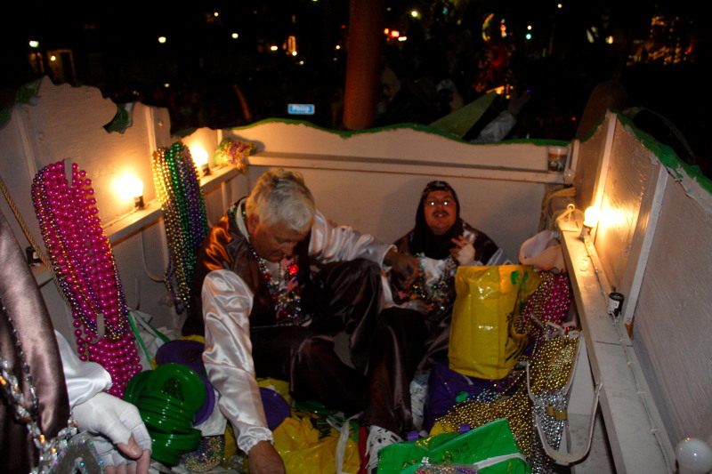 2007/02(February)/02_17_4_Endymion_Parade/800x600_2007-02-17-Endymion-Parade-022-Doug.JPG