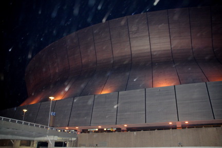 2007-02-17-Endymion-Parade-069-superdome.JPG