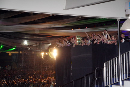 2007-02-17-Endymion-Parade-078-superdome.JPG
