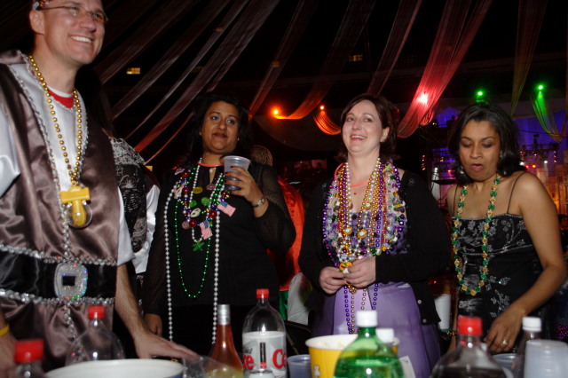 2007/02(February)/02_17_5_Endymion_Extravaganza/640x480_2007-02-17-Extravaganza-63-Travis-Neeta-Marci-Kavita.JPG