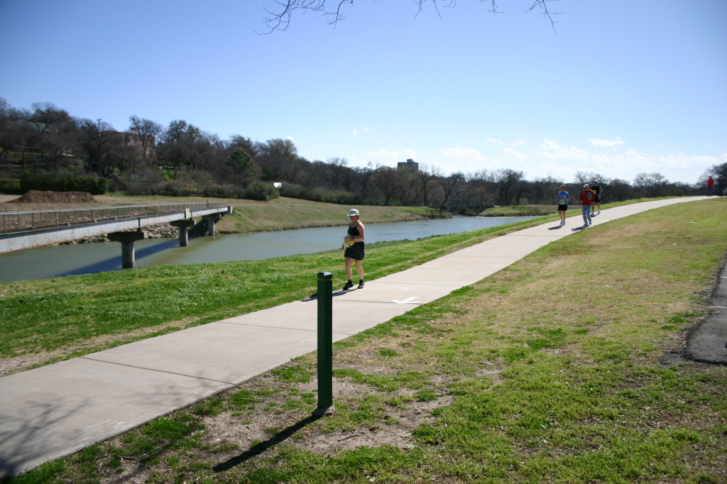 2007/02(February)/CowTown-Marathon/1024x768_2007-02-24-CowTown-marathon-Suzi-Fort-Worth-68.JPG